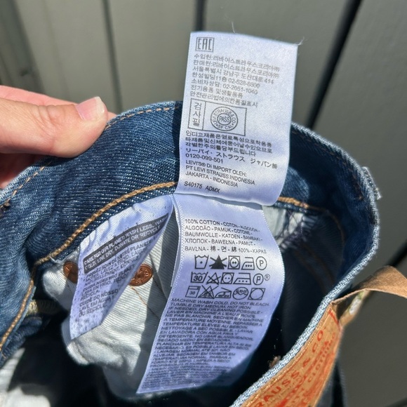 Denim Tears X Levi's 501 Red Clay Cotton Wreath Jeans Size 27 - Picture 7 of 9